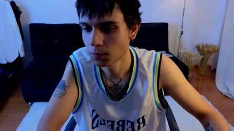 augustberry online show from May 9, 11:17 pm