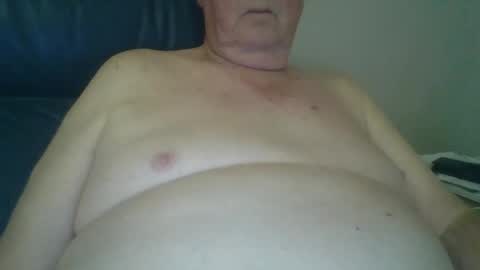 Snapshot of aussie1955 chatting on December 2, 9:55 am aussie1955 online show from December 2, 9:55 am