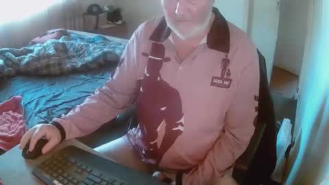 aussiebaker online show from May 30, 2:33 am