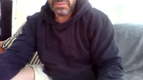 aussieguy59660 online show from October 11, 10:58 pm