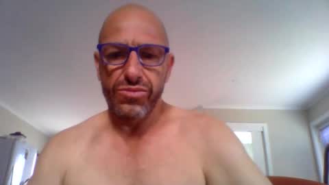 aussieguy59660 online show from November 15, 11:29 pm