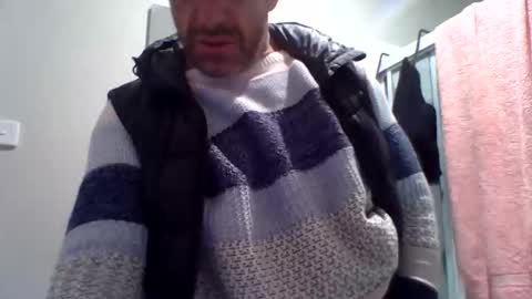 aussieguy59660 online show from September 16, 2:29 pm