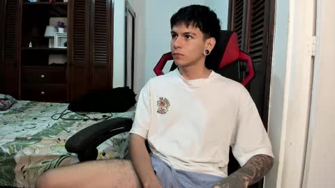 Austin online show from November 24, 8:32 pm