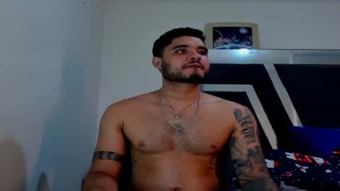 AustinTorres  online show from December 12, 3:21 am