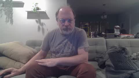 Greg online show from February 26, 2:24 am