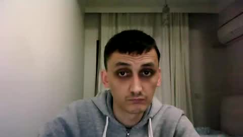 awesenheit online show from January 8, 5:15 pm