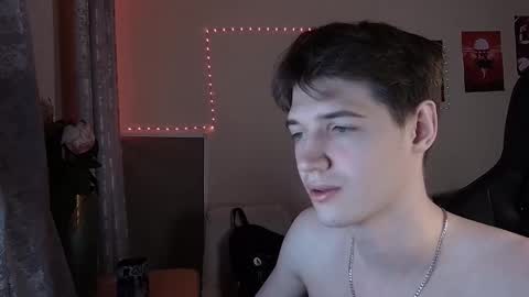 axel_0ne online show from February 2, 4:37 pm