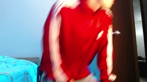 axel davis  online show from October 5, 3:21 am