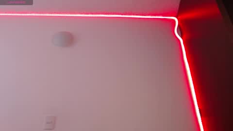 axel davis  online show from October 10, 1:49 pm