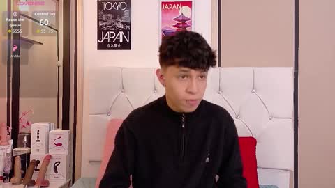 Axel Evanss online show from December 1, 1:03 pm