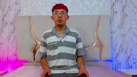 AXEL  online show from January 10, 12:09 pm