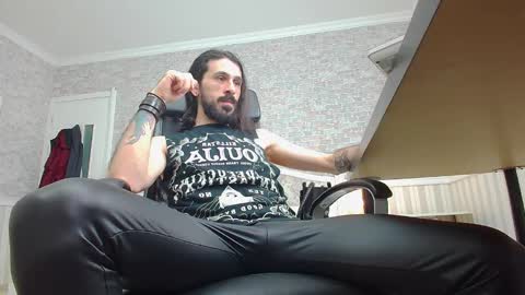 AxelColton online show from December 21, 6:09 am