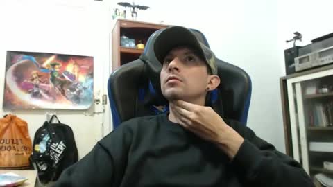 Axel Rose online show from April 9, 1:58 am