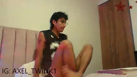 Axel  online show from November 18, 3:21 am