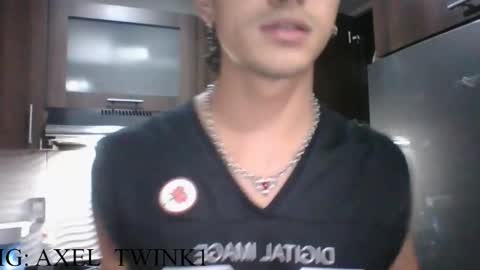 Axel  online show from October 7, 12:04 am