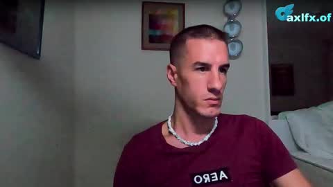 Axl online show from October 11, 12:36 am