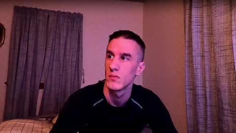 Axl online show from December 4, 2:20 am