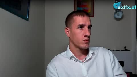 Axl online show from October 17, 6:56 pm