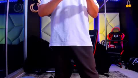 Ayden Miller online show from November 26, 1:36 pm