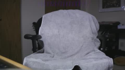 b4nnysturntoo online show from December 18, 6:31 am