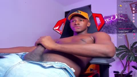 FOLLOW ME  online show from December 12, 2:26 am