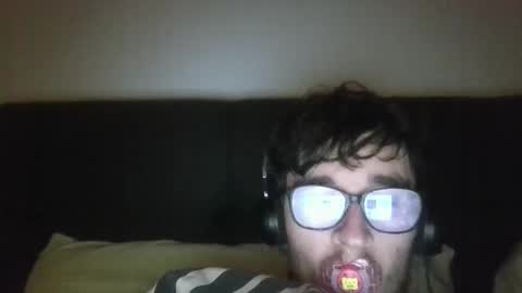 babyrandy1997 online show from November 3, 8:21 pm