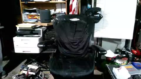 Snapshot of balddickstroking chatting on October 24, 6:59 am balddickstroking online show from October 24, 6:59 am
