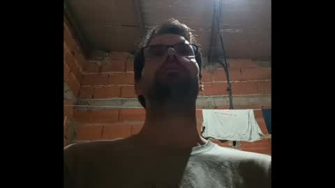 Ezequiel online show from April 17, 1:52 am