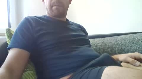 Mark online show from December 13, 1:44 pm