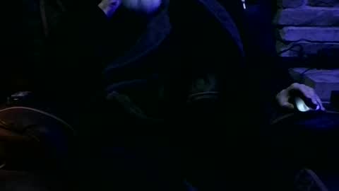 BANJOEY online show from December 31, 4:27 am