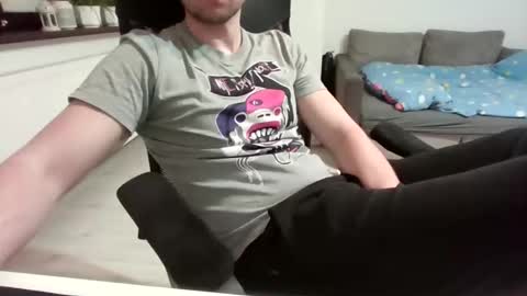 bart_1987 online show from April 10, 6:04 pm