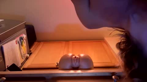 barthelemy1993 online show from December 31, 7:53 am