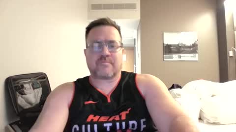 Jordan online show from February 14, 9:43 pm