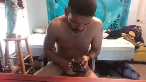 bbbbbro21 online show from April 11, 5:27 pm