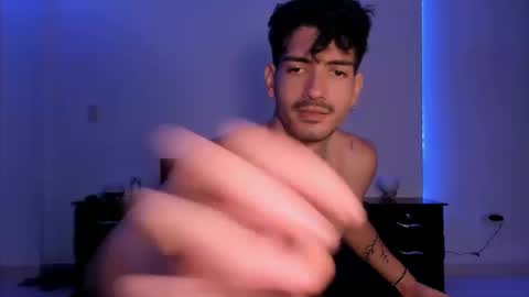 Valentino online show from December 20, 9:50 pm