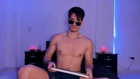 Valentino online show from January 7, 9:25 pm