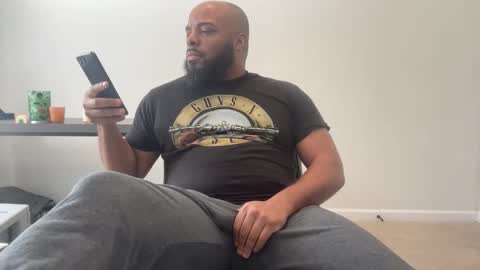 Zaddy online show from November 3, 5:15 pm