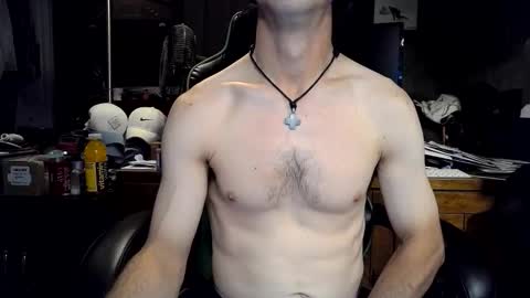 bchillin28 online show from October 13, 1:33 am