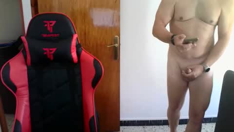 Snapshot of bcndan chatting on October 8, 8:29 am bcndan online show from October 8, 8:29 am