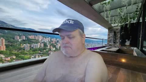 Dookie online show from March 23, 10:27 pm