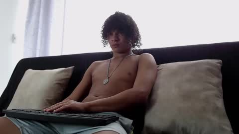 independent model online show from February 2, 6:31 pm