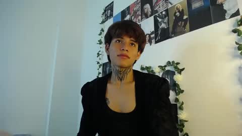 bellamy0955 online show from April 14, 3:39 am