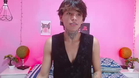 bellamy_094 online show from June 1, 1:00 pm