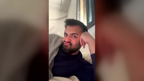 Baba  muscle gay uncut bigass anal man men straight Bi online show from March 31, 10:50 am