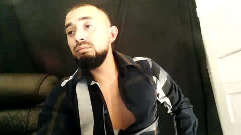 Snapshot of bemysecrett chatting on December 11, 8:05 am bemysecrett online show from December 11, 8:05 am