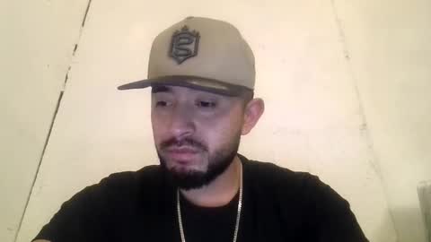 Snapshot of bemysecrett chatting on December 28, 5:25 pm bemysecrett online show from December 28, 5:25 pm