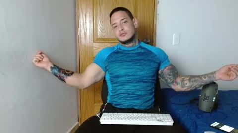 benjamin_isaac online show from December 13, 12:09 am