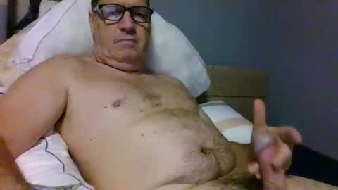 bennybutterfly007 online show from December 5, 9:50 am