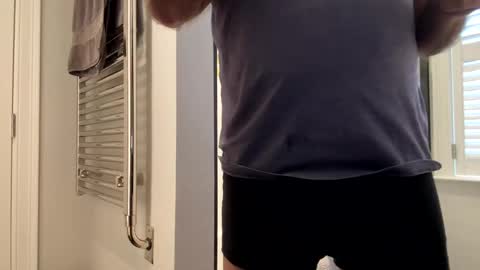 benz10001 online show from February 20, 12:47 pm