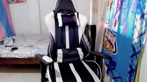 Bergon77 online show from February 19, 2:34 pm